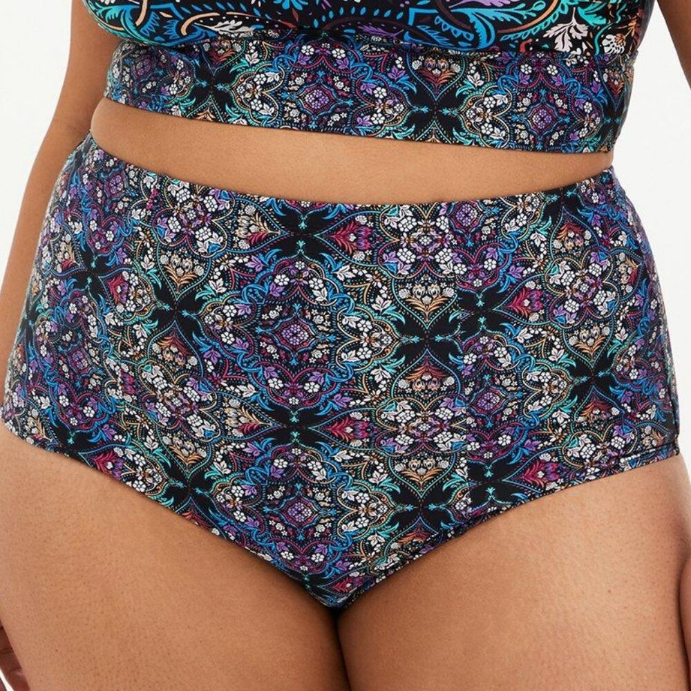 Torrid tile medallion print bikini swim bottoms size 2